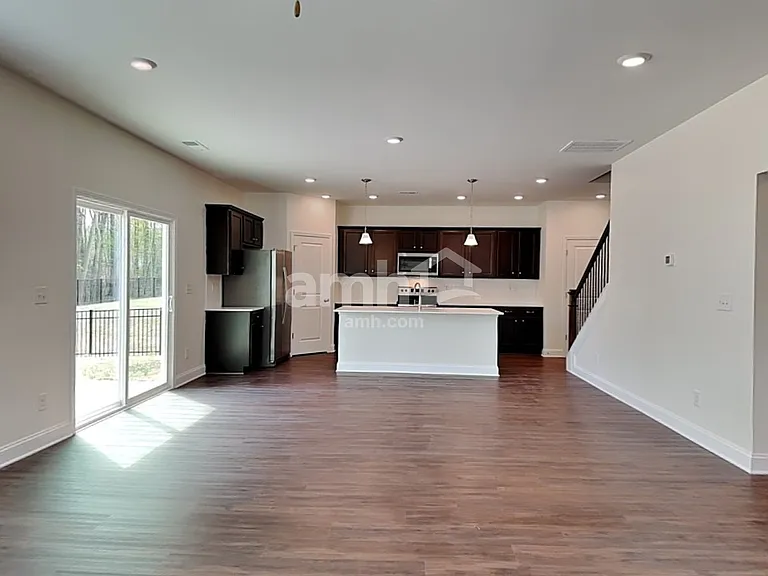 632 Rivermist Dr — Photo 3