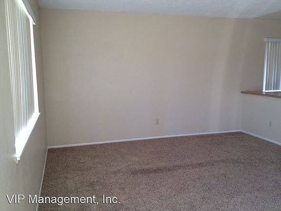 4th image of 16756 Lime St APT A