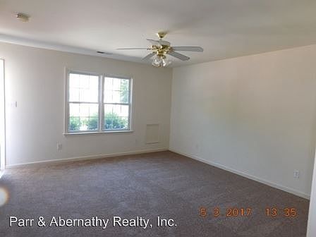 3rd image of 702A Dendron St