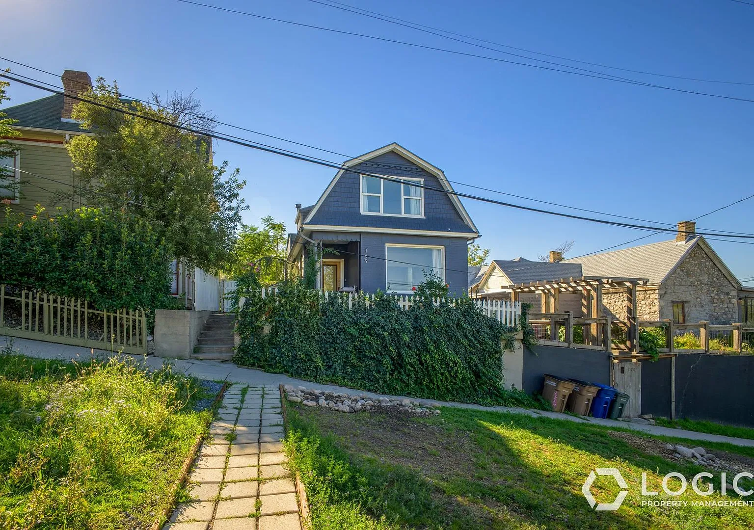 169 W 400 N — Photo 1