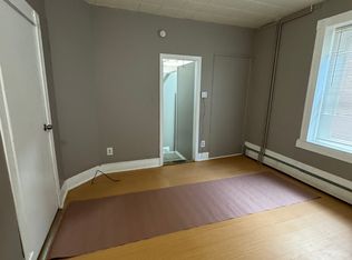 4 John St, Waterbury, CT 06708