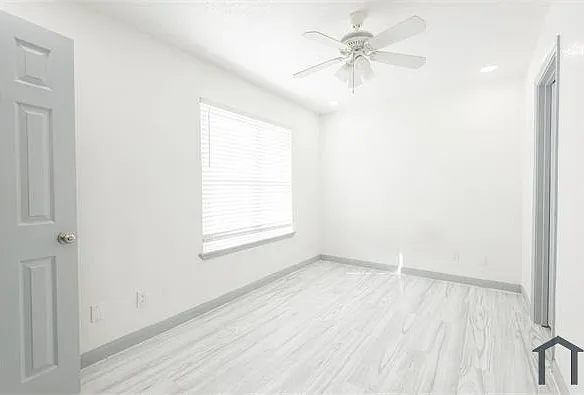 4620 San Jacinto St — Photo 38