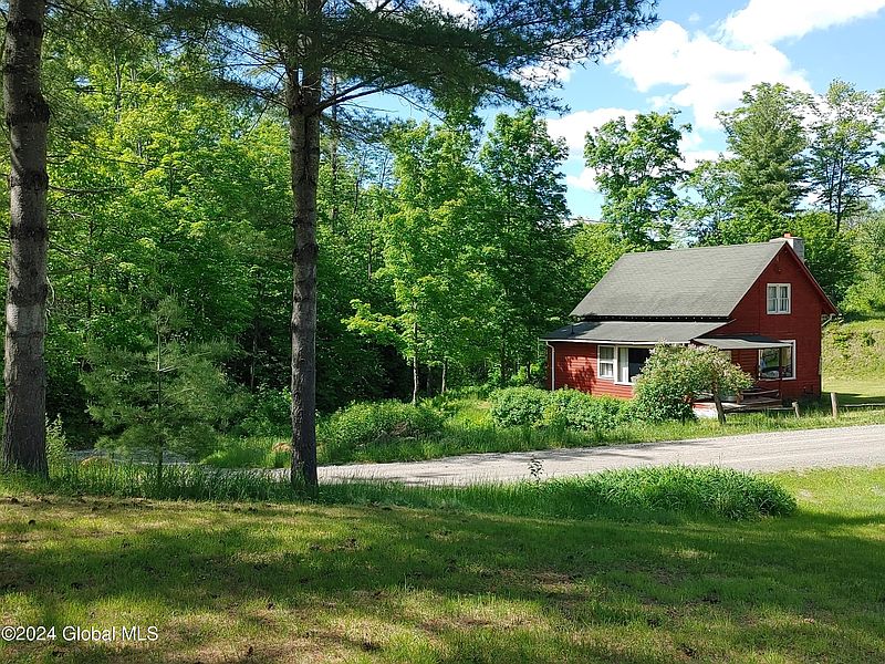 2nd image of 123 Hogback Road
