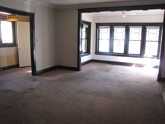 4th image of 7540 S East End Ave