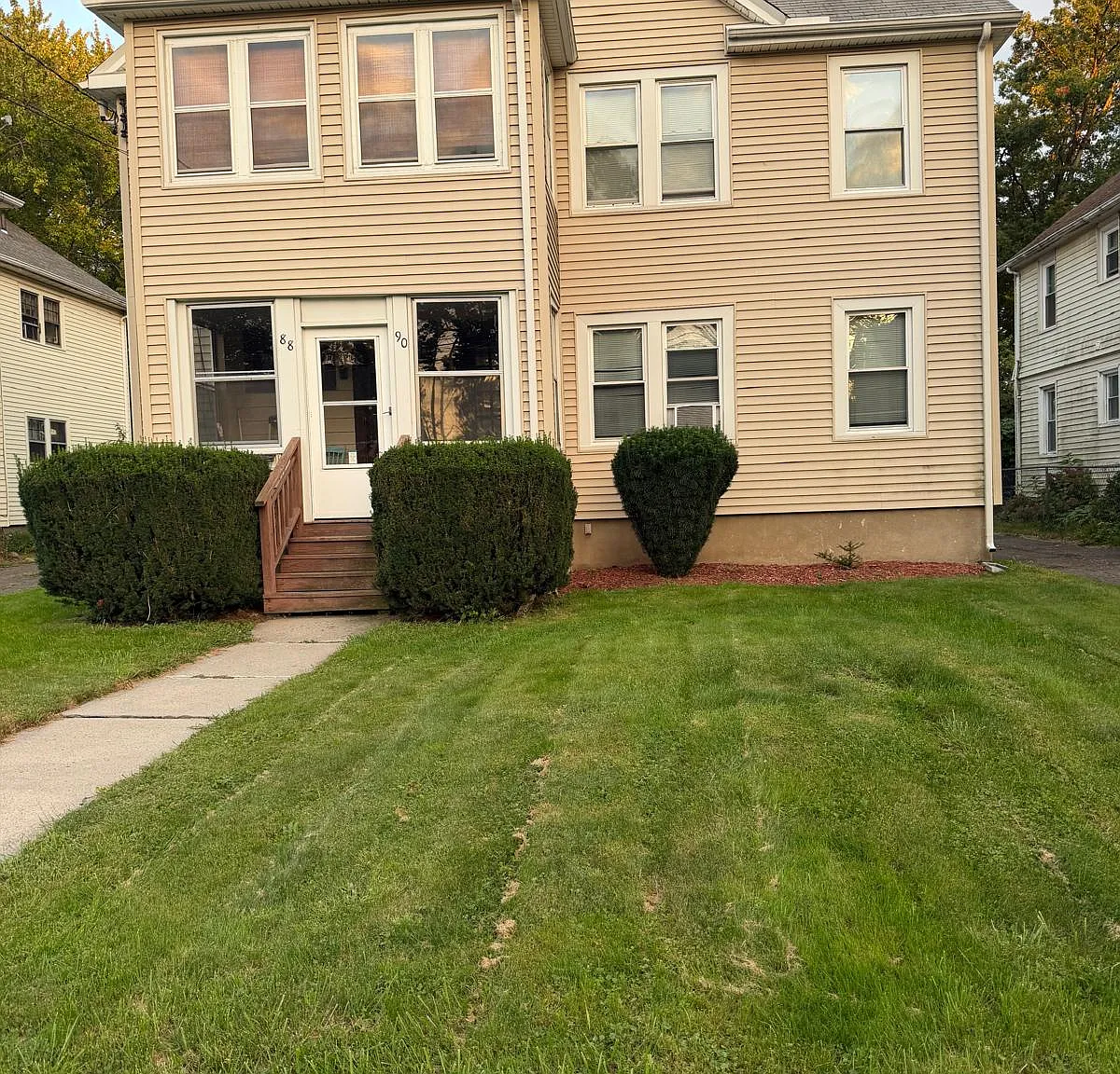 2 bed, 1200 sqft, $1,995 — Photo 1