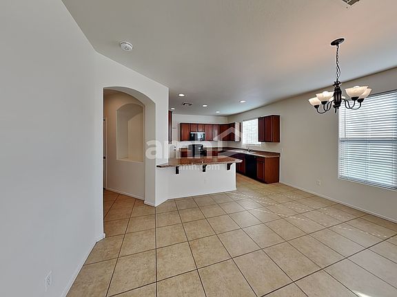 5th image of 15179 W Montecito Ave