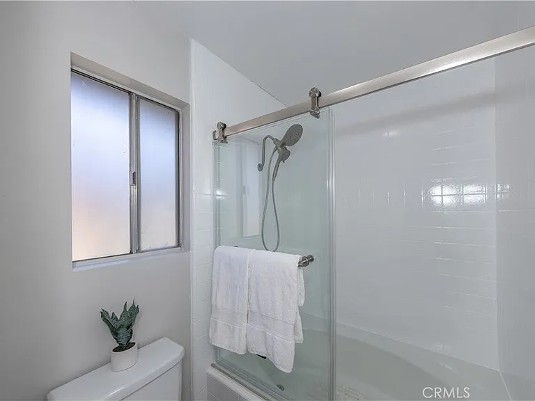 980 S Loyola Dr — Photo 28