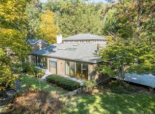 33 Moriarity Dr, Wilton, CT 06897