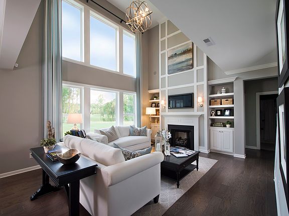 Example Photo - Family Room