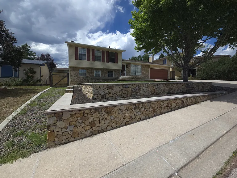 5506 Wilkerson Pass Dr — Photo 3