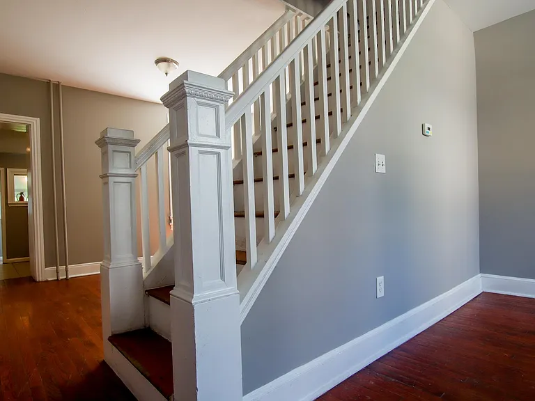 475 Krams Ave — Photo 10