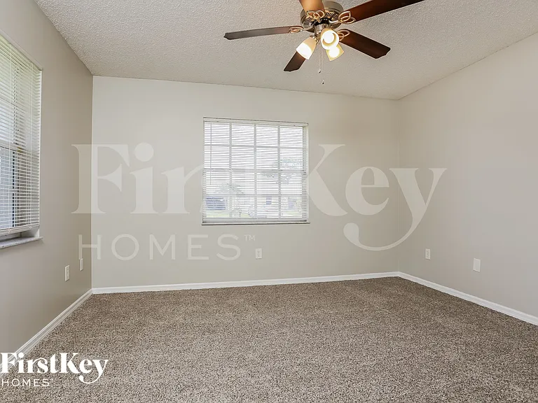 2514 SW Monterrey Ln — Photo 9