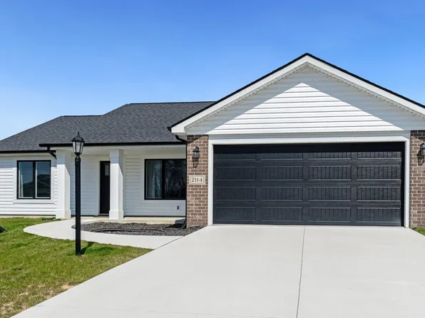2114 Custer Dr, Garrett, IN 46738