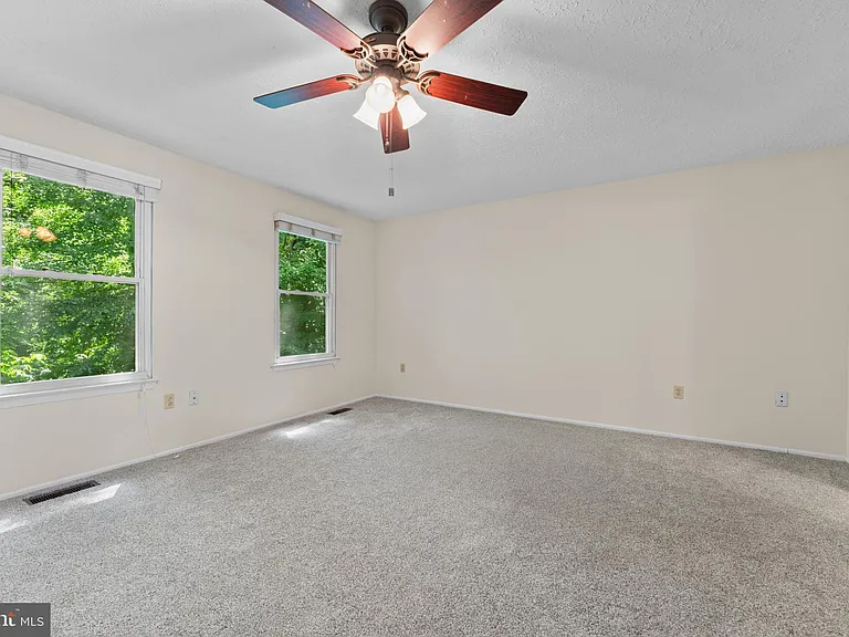 11417 Honeysuckle Ct #32 — Photo 15