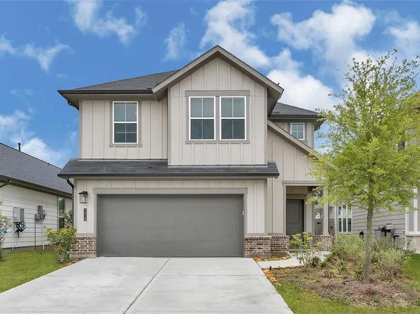 7218 Clearwater Cove Dr, Cypress, TX 77433