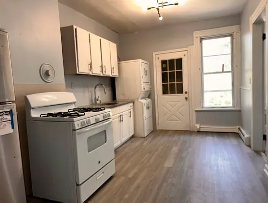 240 Madison Ave #1 — Photo 2