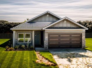 930 Lower Page Rd, Smelterville, ID 83868