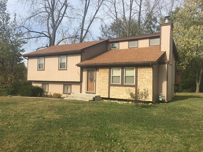 1st image of 11808 Crystal Dr