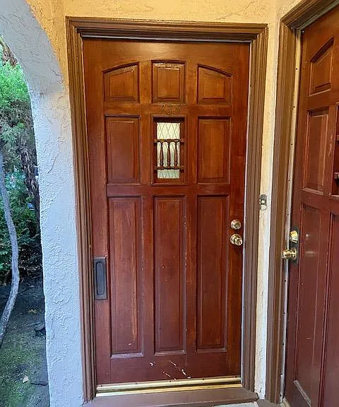 735 N Hayworth Ave — Photo 11
