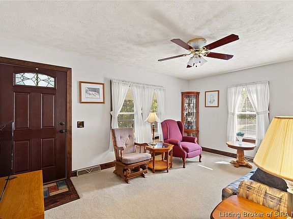 2nd image of 189 S Maple Street