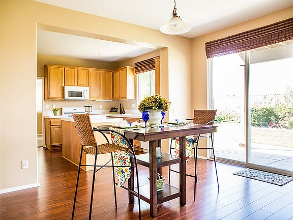 Breakfast nook