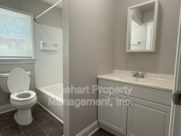 645 Greenbriar Ave — Photo 17