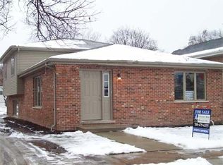 12749 Sacramento Ave, Blue Island, IL 60406