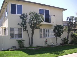 10240 Riverside Dr #2, North Hollywood, CA 91602