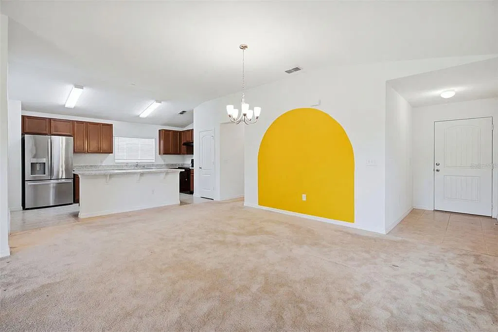 3 bed, 2.0 bath, 1524 sqft, $2,000 — Photo 3
