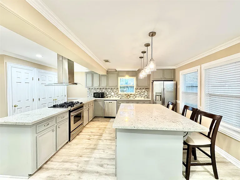 102 Mechanic St — Photo 14