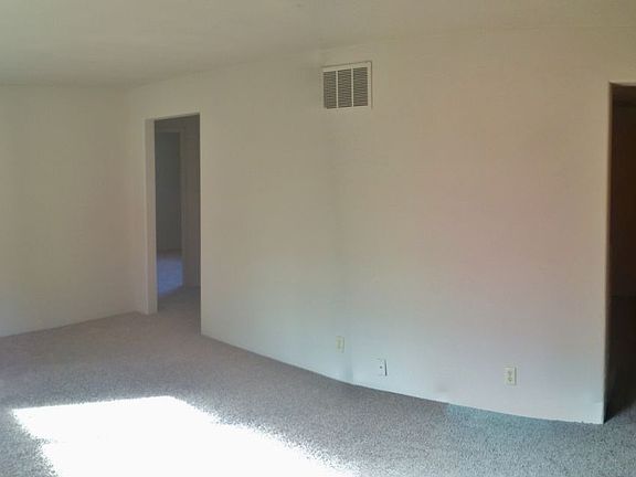 3rd image of 14326 106th Avenue Ct E