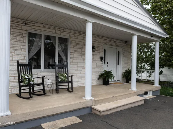 1338 Poplar St, Kulpmont, PA 17834