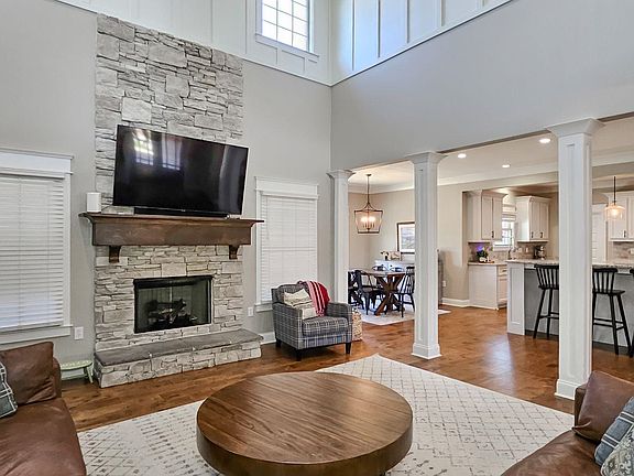 5th image of 119 Caroline Way