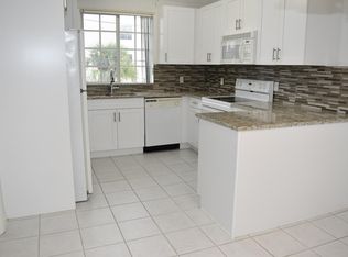 2010 Taylor St #7B, Hollywood, FL 33025