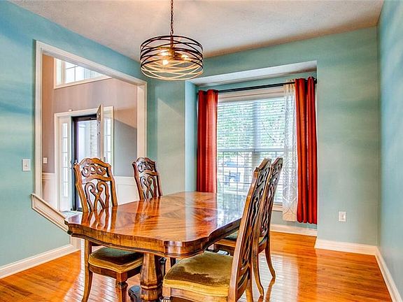4th image of 15487 Brackenwood Ct