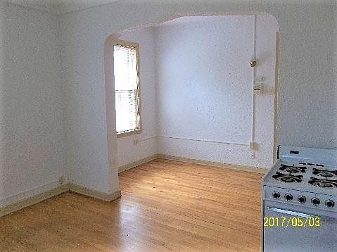 2nd image of 400 Marshall Ave APT 12