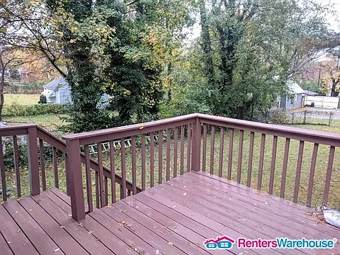 422 Reading Ave — Photo 7