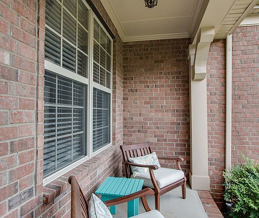 4th image of 1312 Avery Park Ln