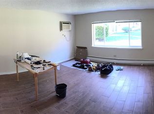 9972 Holly Ln APT GW, Des Plaines, IL 60016