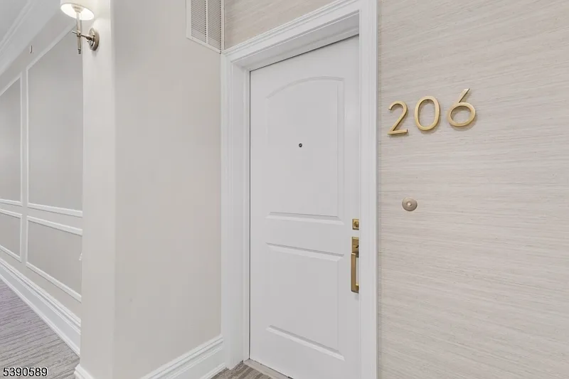 1 bed, 1.5 bath, $4,700 — Photo 4