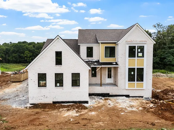 572 Baker Rd, Columbia, TN 38401