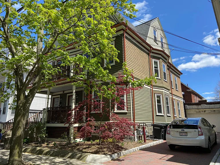 39 Pearson Ave — Photo 15