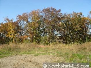 2541 Dahl Ave E, Maplewood, MN 55119