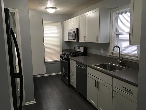 2nd image of 21370 Westport Ave