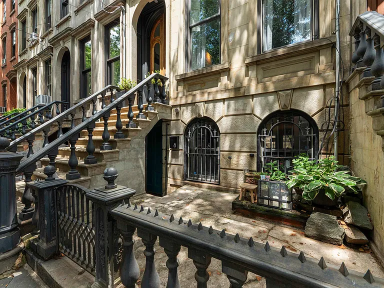 8 Paulmier Pl — Photo 4