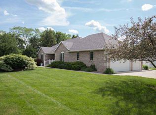 604 Forest Rd, East Moline, IL 61244