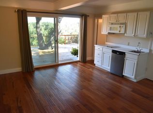 130 Farm Rd, Woodside, CA 94062