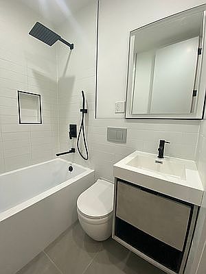 4th image of 899 Pacific St APT 3