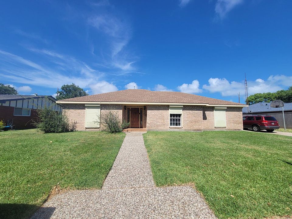 1st image of 2626 Beluche Dr