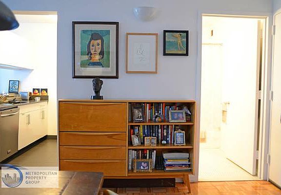 4th image of 220 W 26th St APT 1007